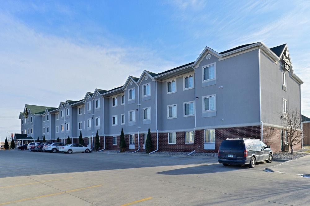 Mainstay Suites Fargo - I-94 Medical Center Exterior foto